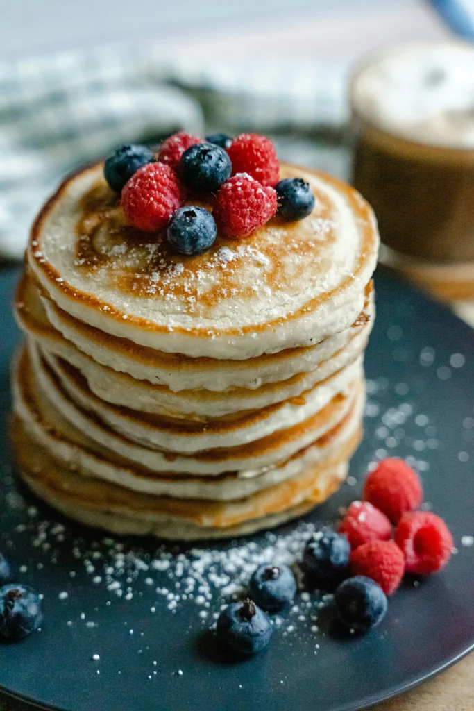 Pfannkuchen mit Beeren